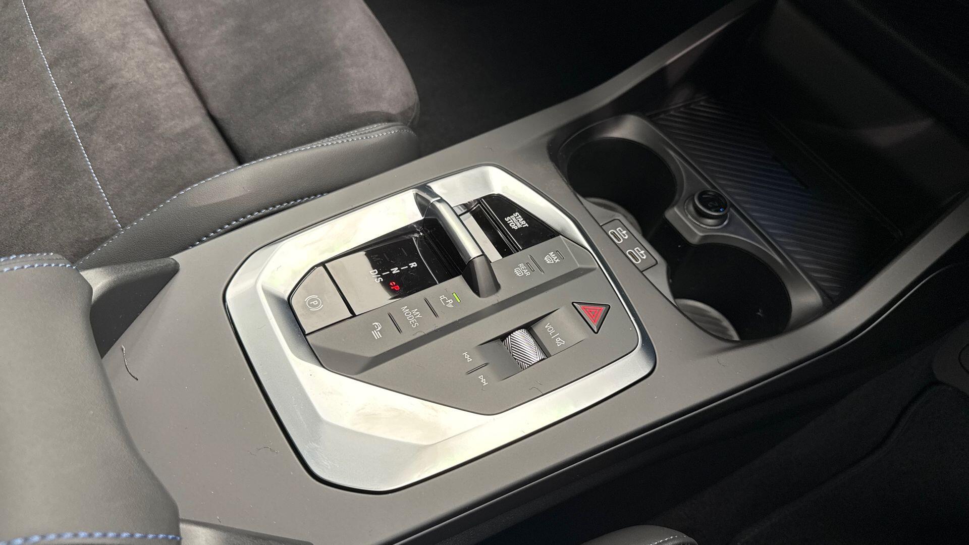 BMW 1 Series view 10