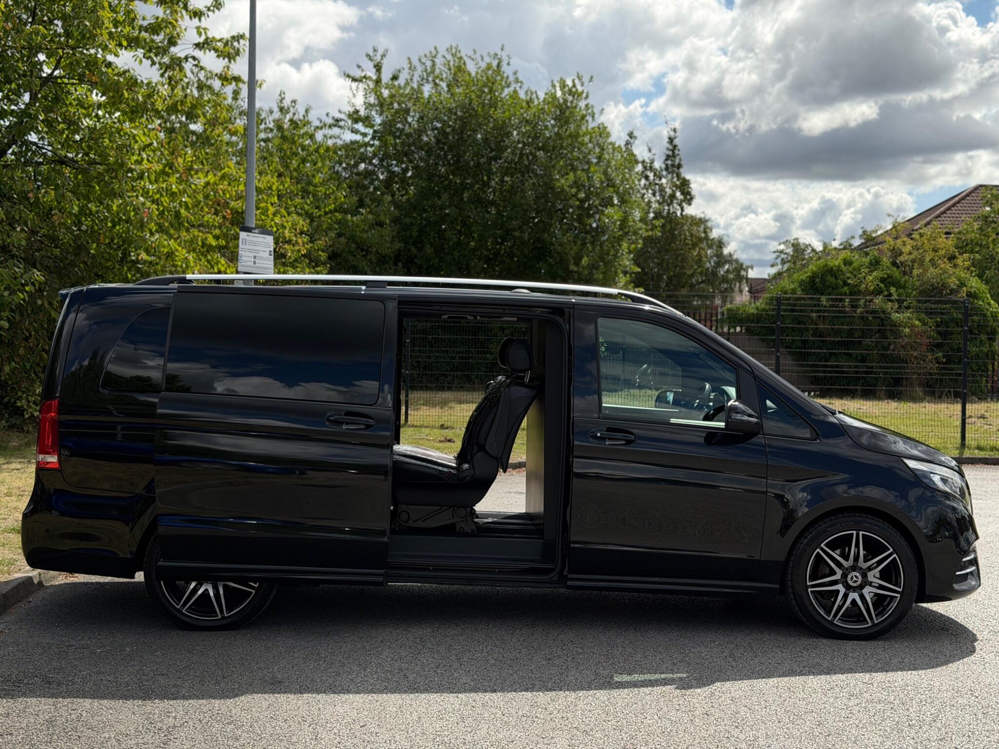 Mercedes-Benz V Class view 12