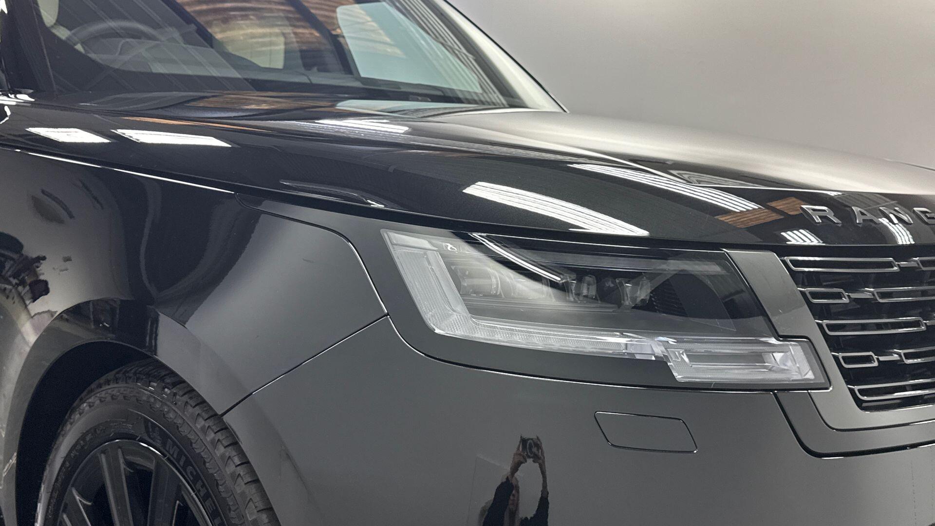 Land Rover Range Rover view 17