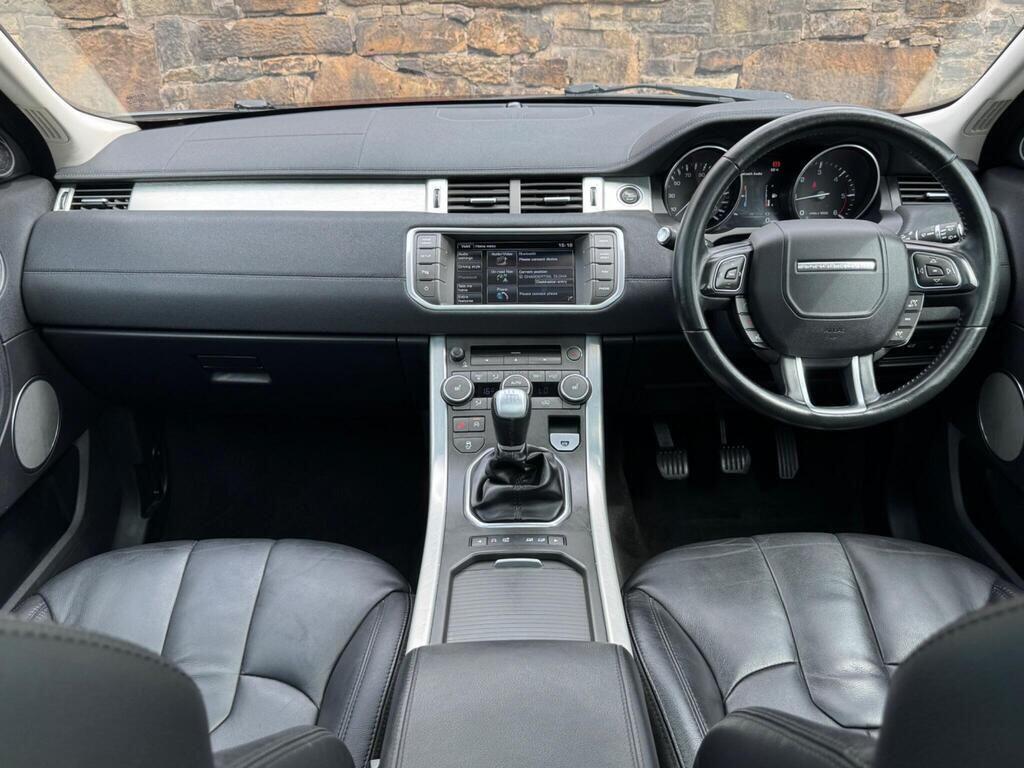 Land Rover Range Rover Evoque view 13