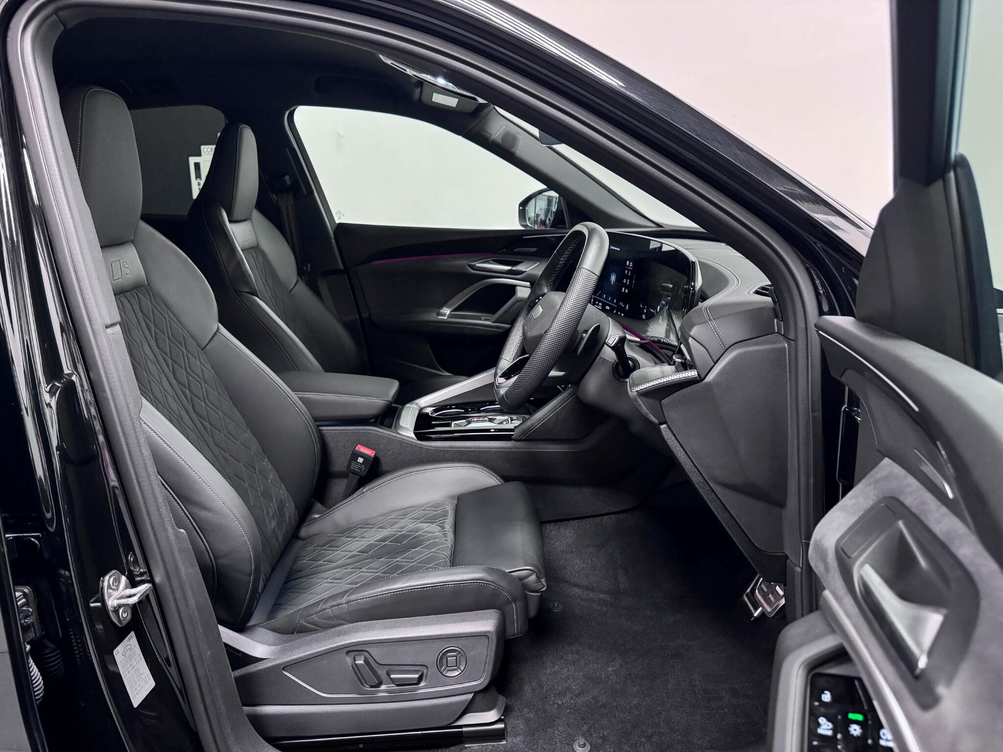 Audi Q5 view 31