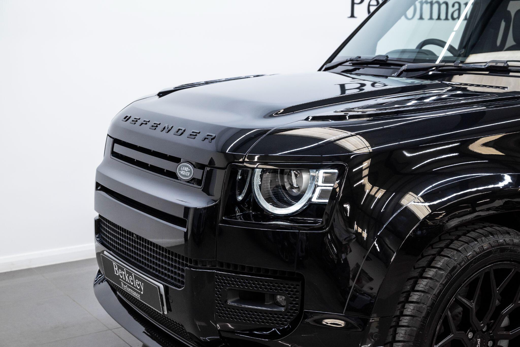 Land Rover Defender view 53