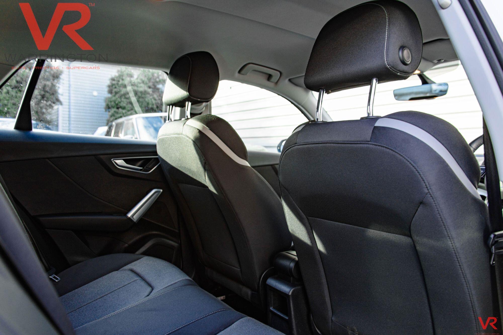 Audi Q2 view 28