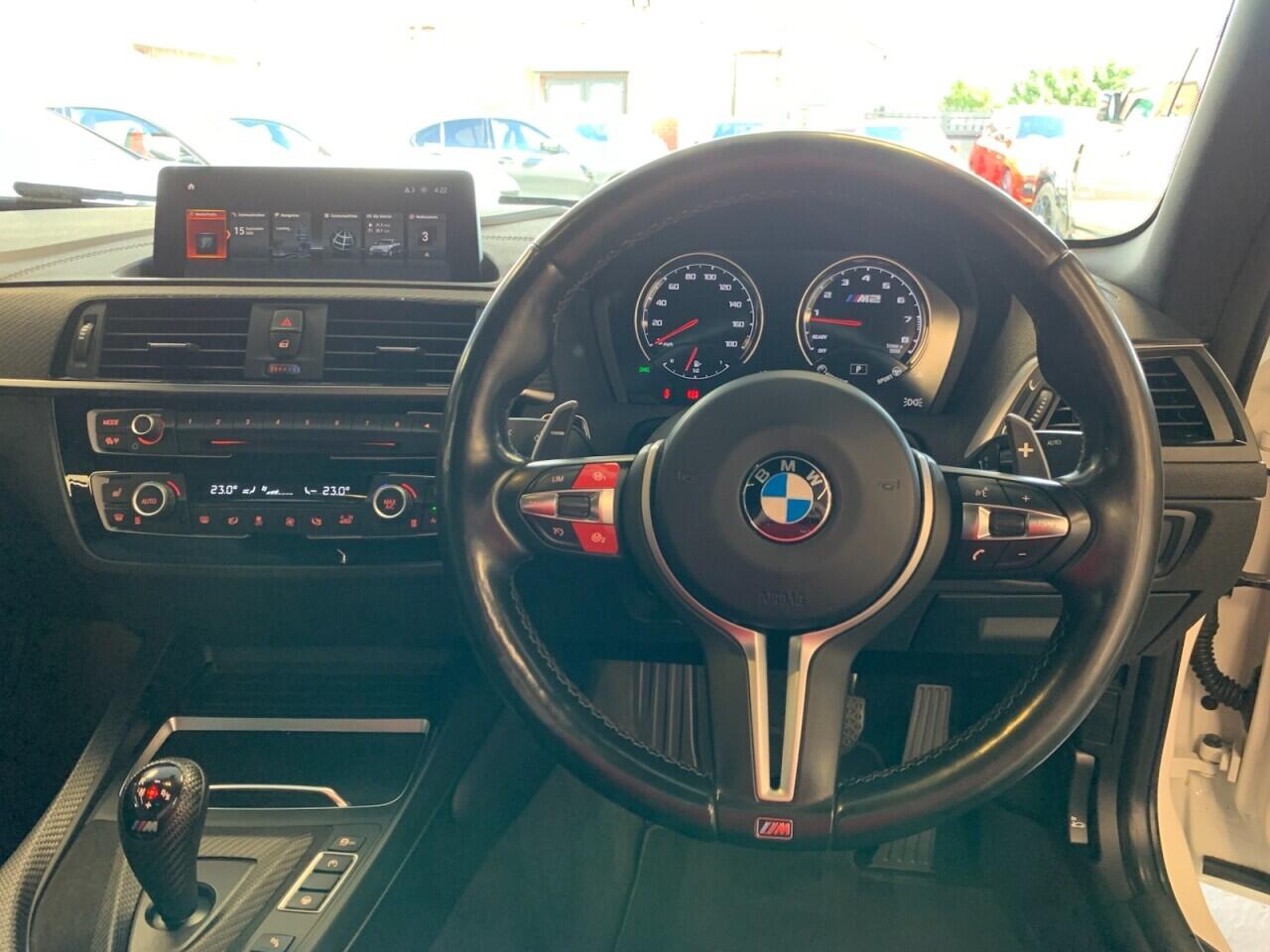 BMW M2 view 30