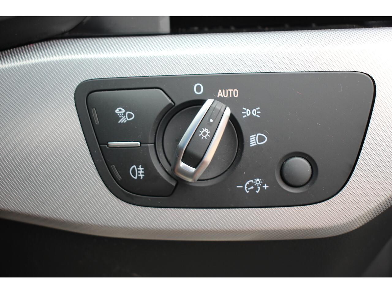 Audi A4 view 30
