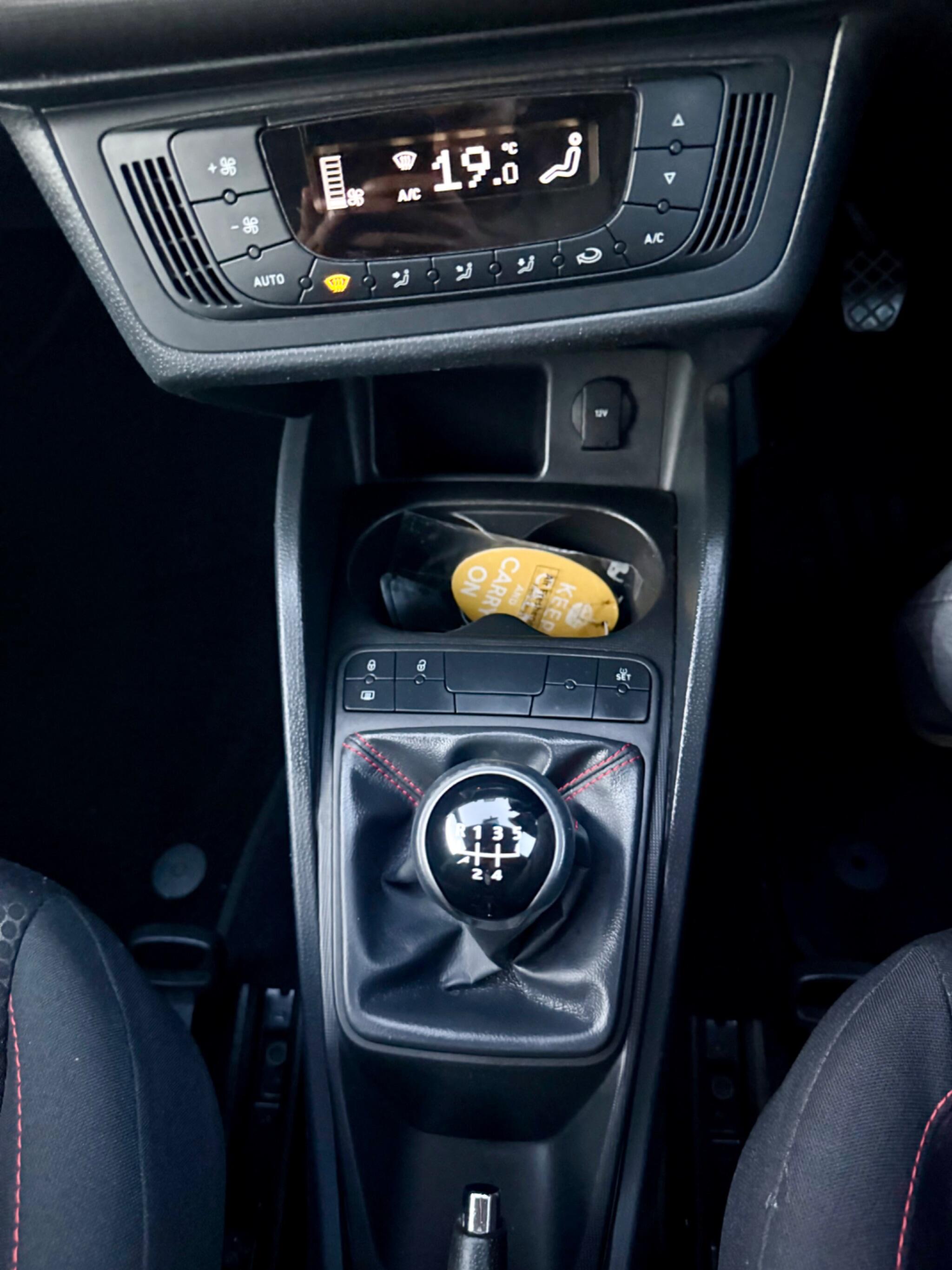 SEAT Ibiza view 35