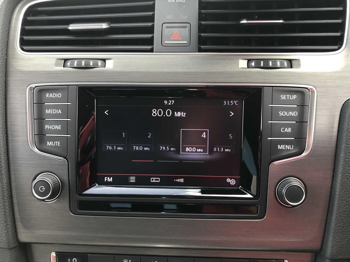 Volkswagen Golf view 19