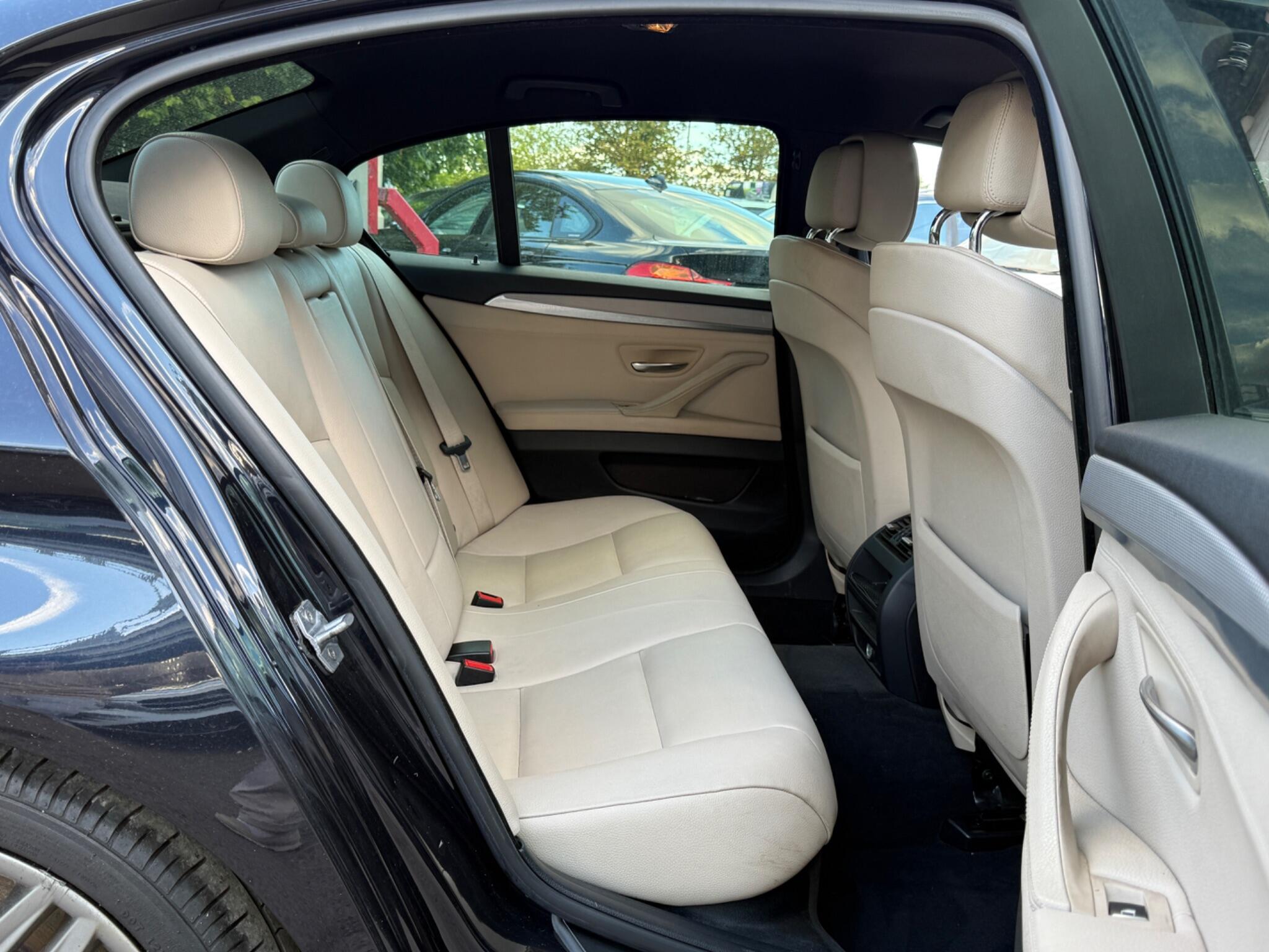 BMW 5 Series - Image 37