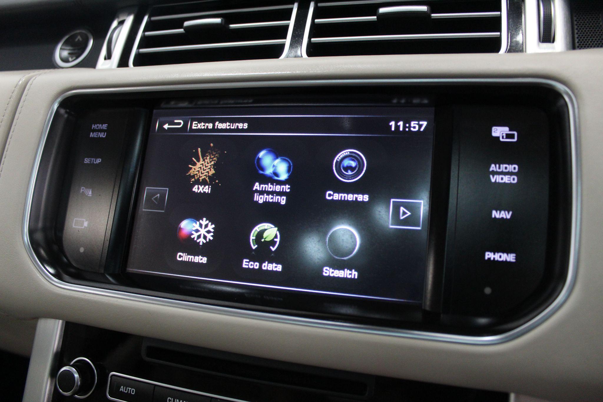 Land Rover Range Rover view 47