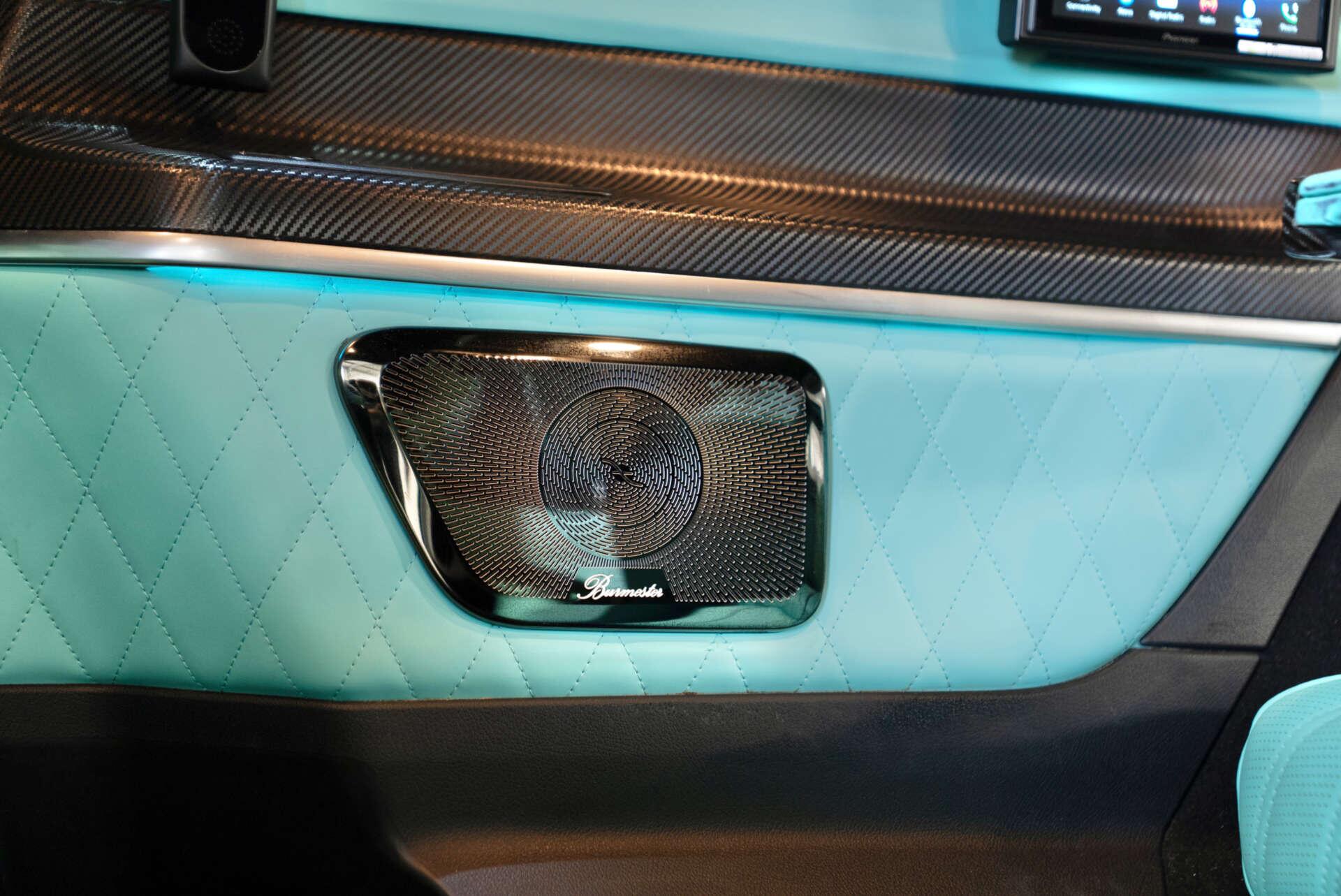 Mercedes-Benz V Class view 20