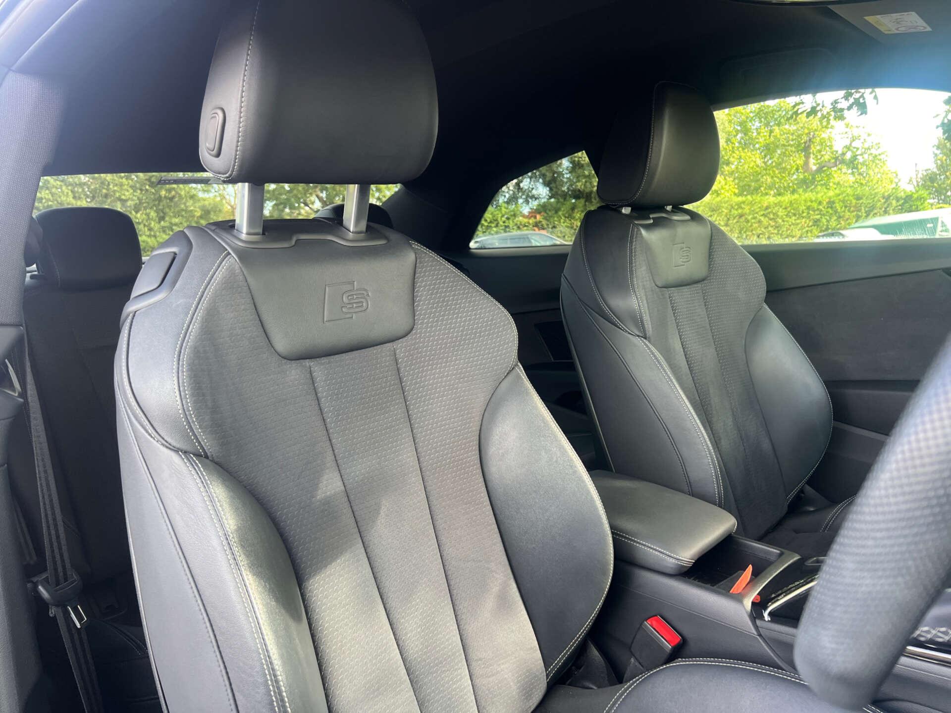 Audi A5 view 8