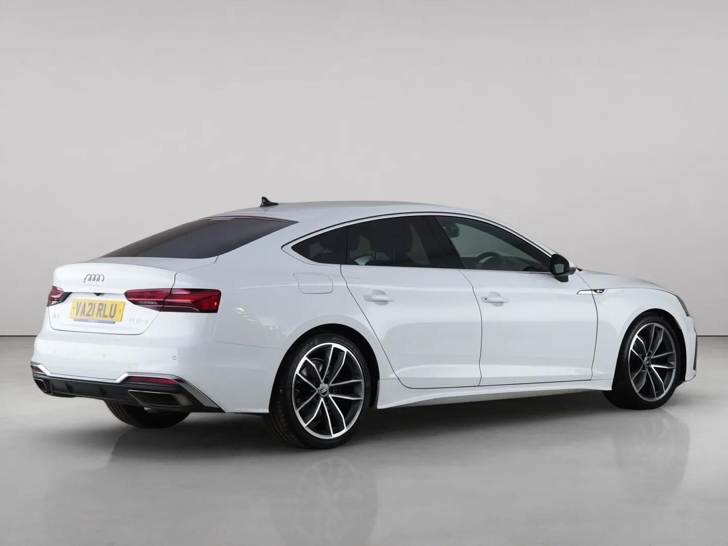 Audi A5 view 6