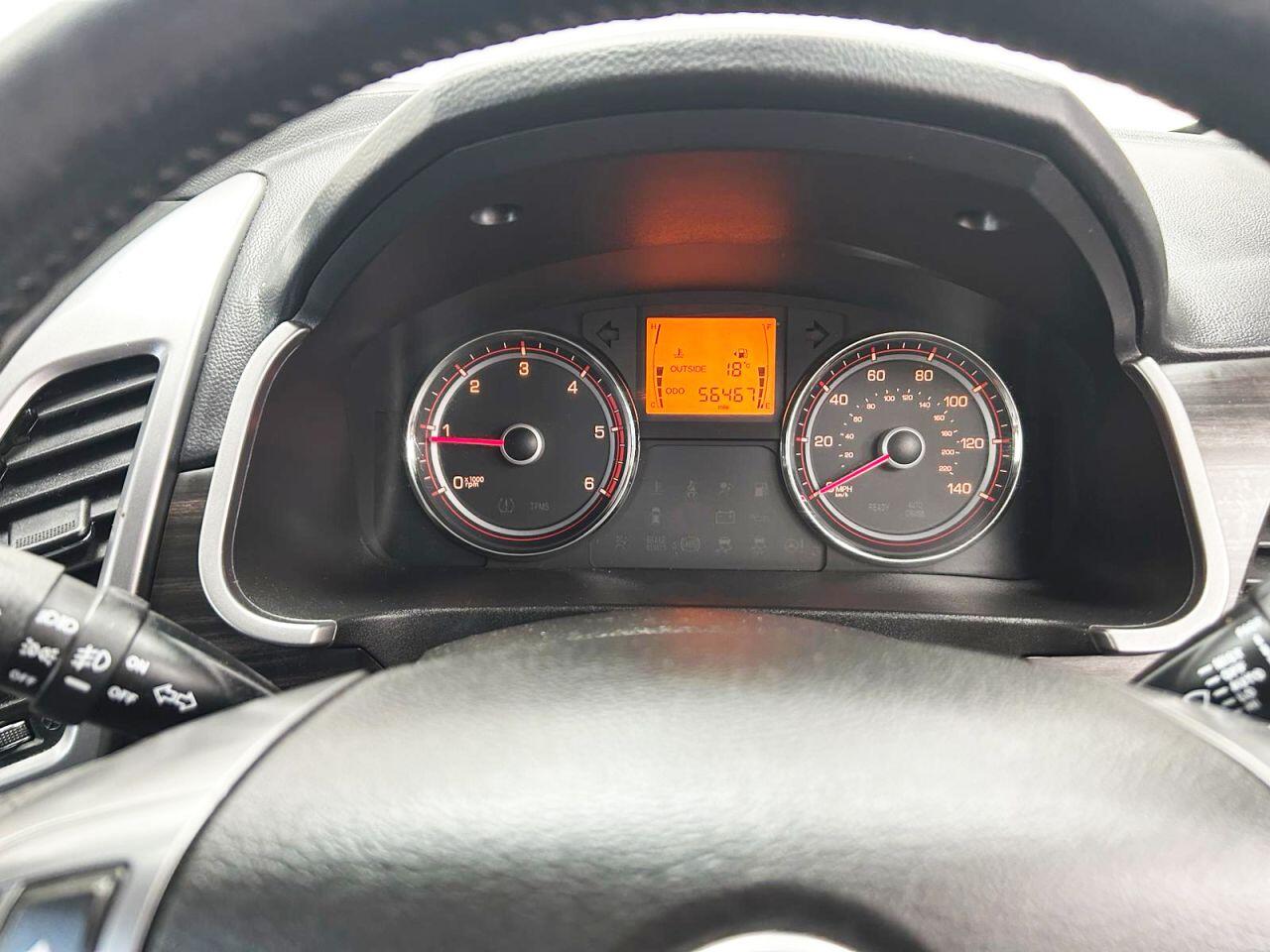 KGM Korando view 18