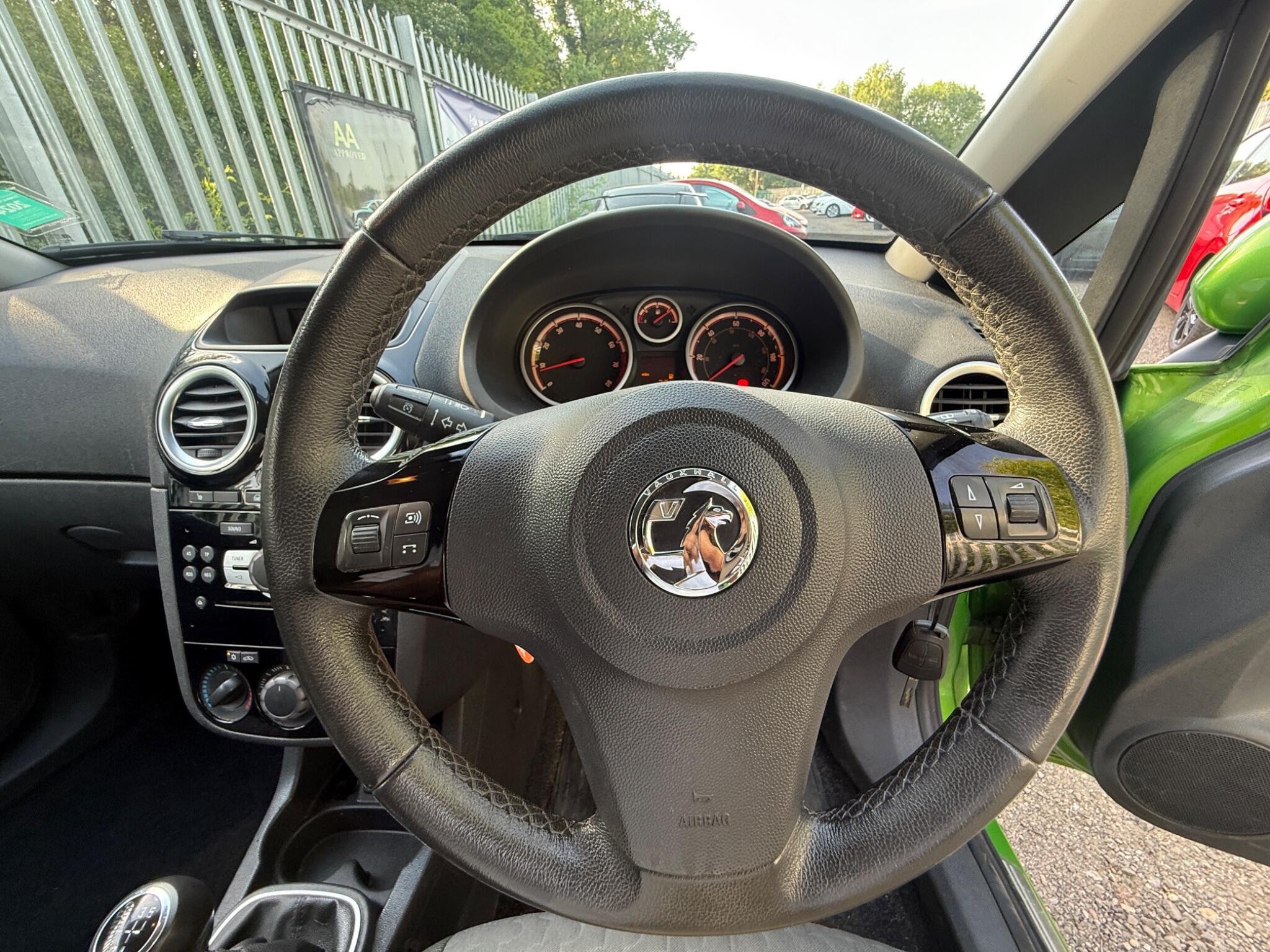 2013 Vauxhall Corsa image 30