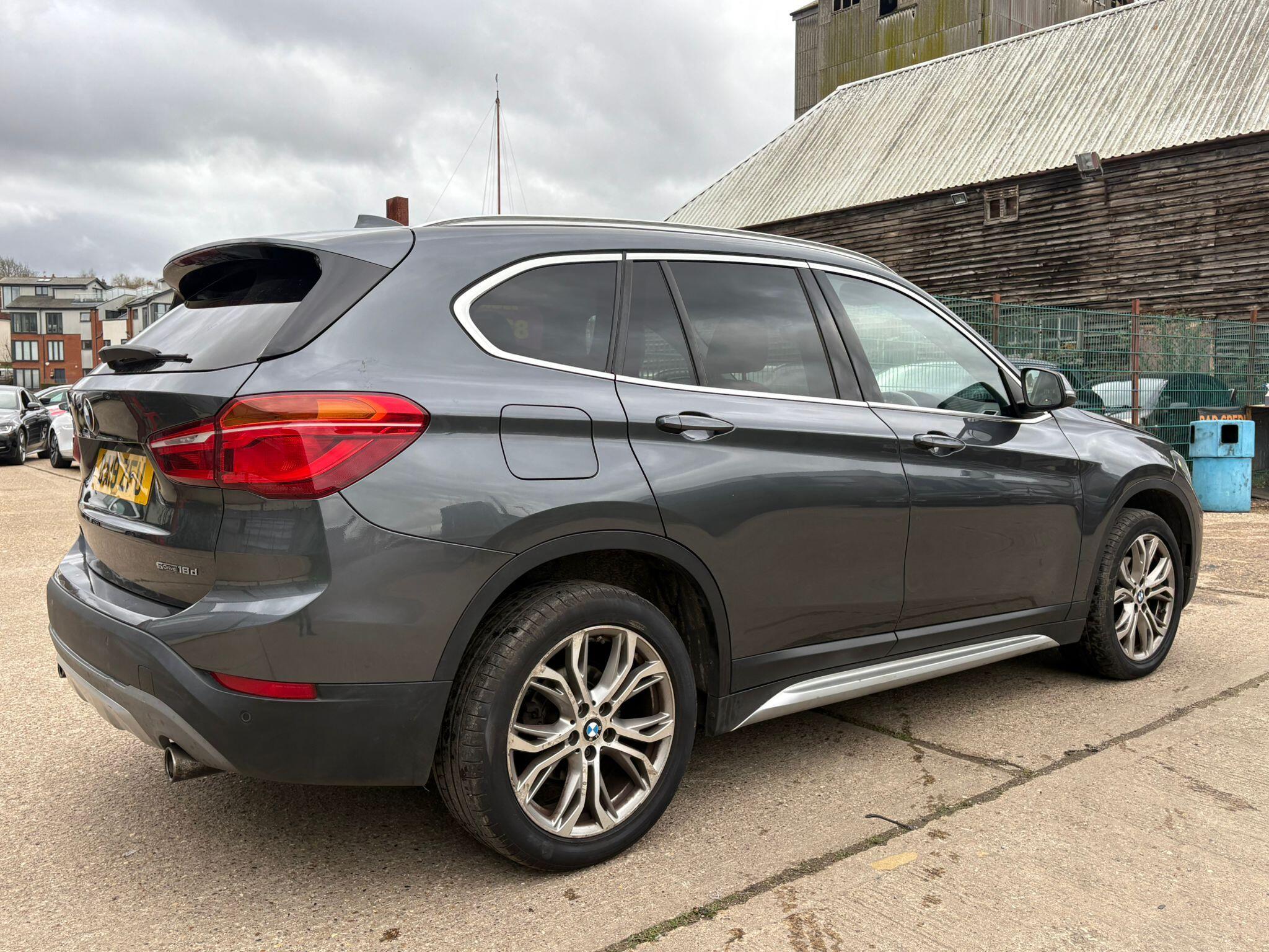 BMW X1 view 5