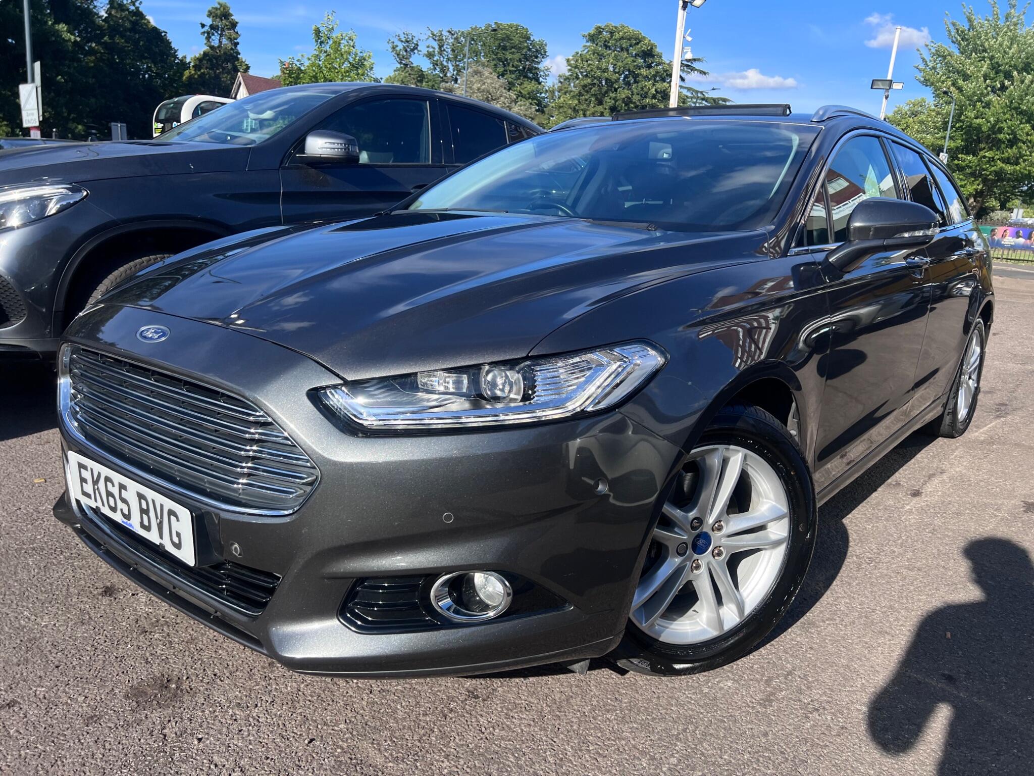 Ford Mondeo view 7