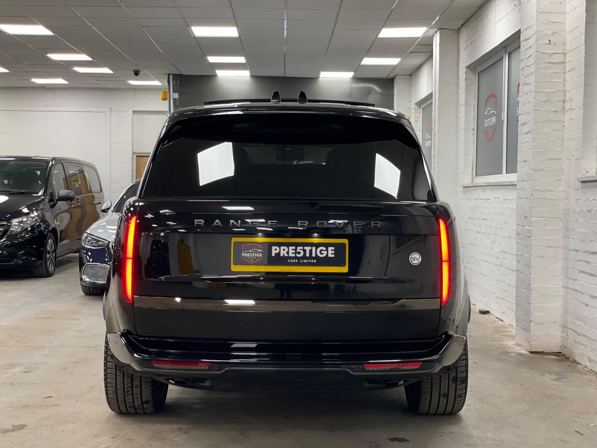 Land Rover Range Rover view 65