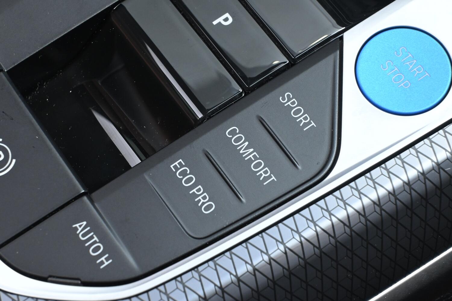 BMW I4 view 19