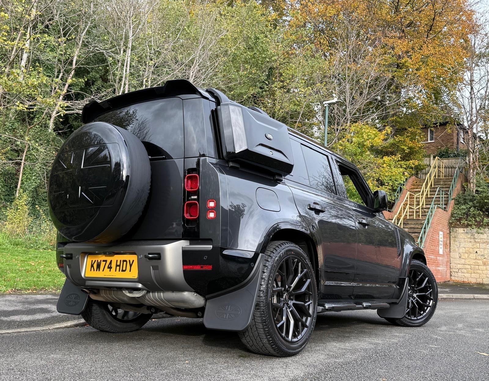Land Rover Defender view 74
