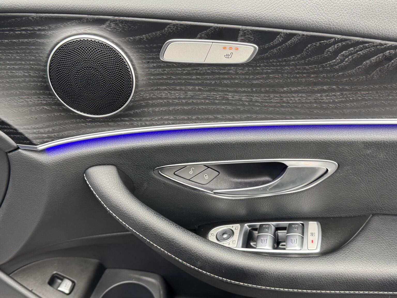 Mercedes-Benz E-Class view 35