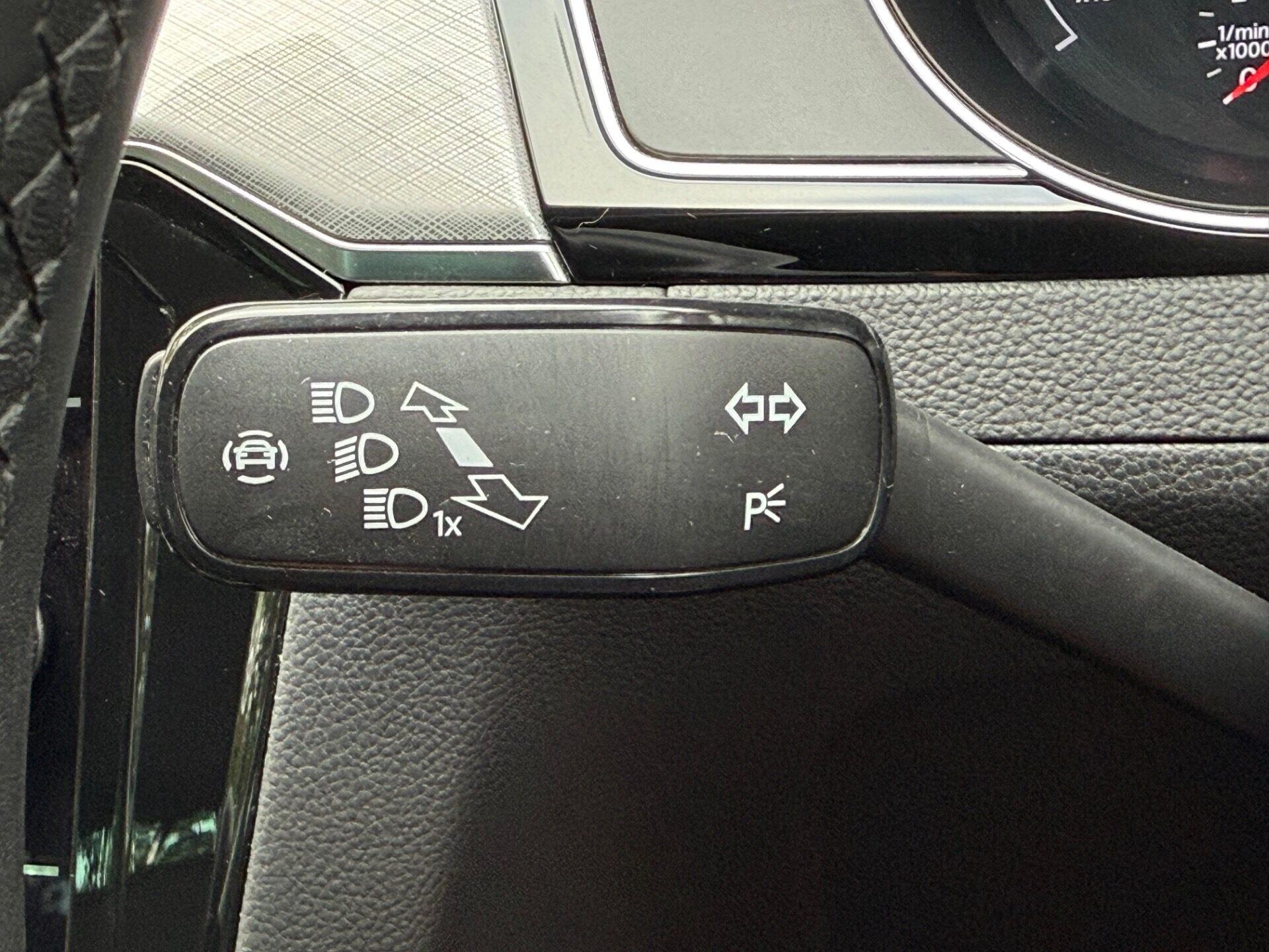 Volkswagen Passat view 49