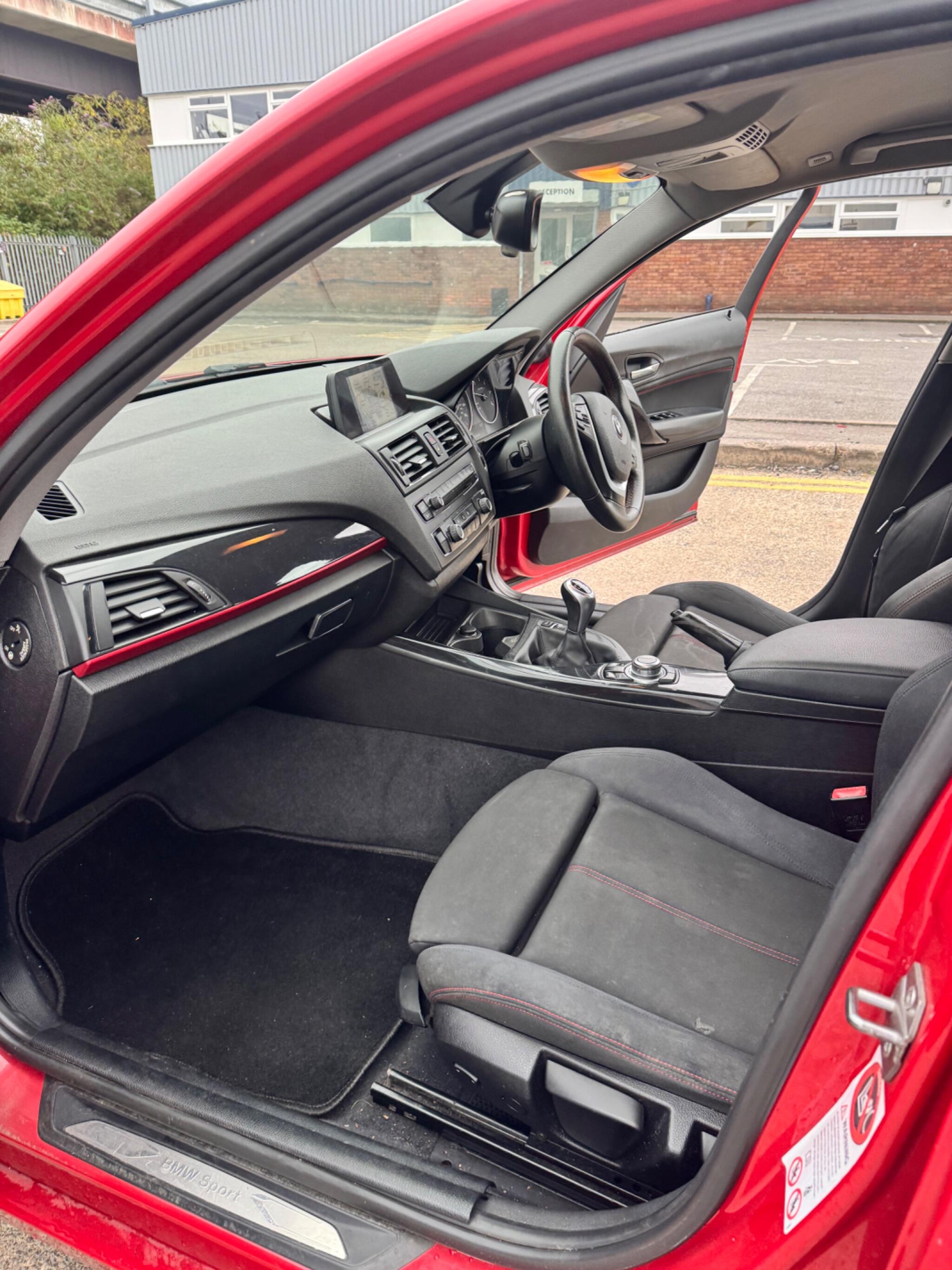 BMW 1 Series view 44