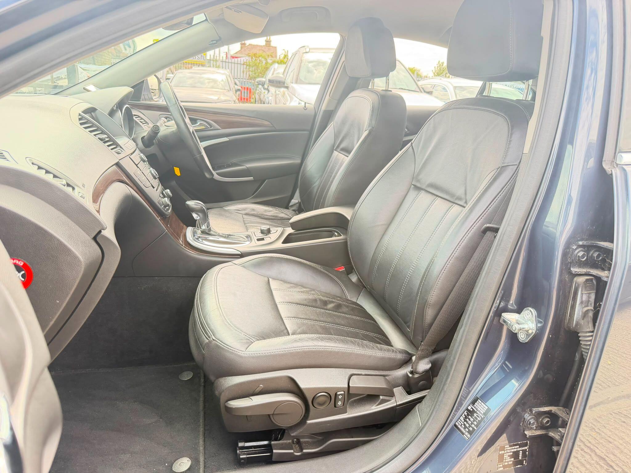 Vauxhall Insignia view 18