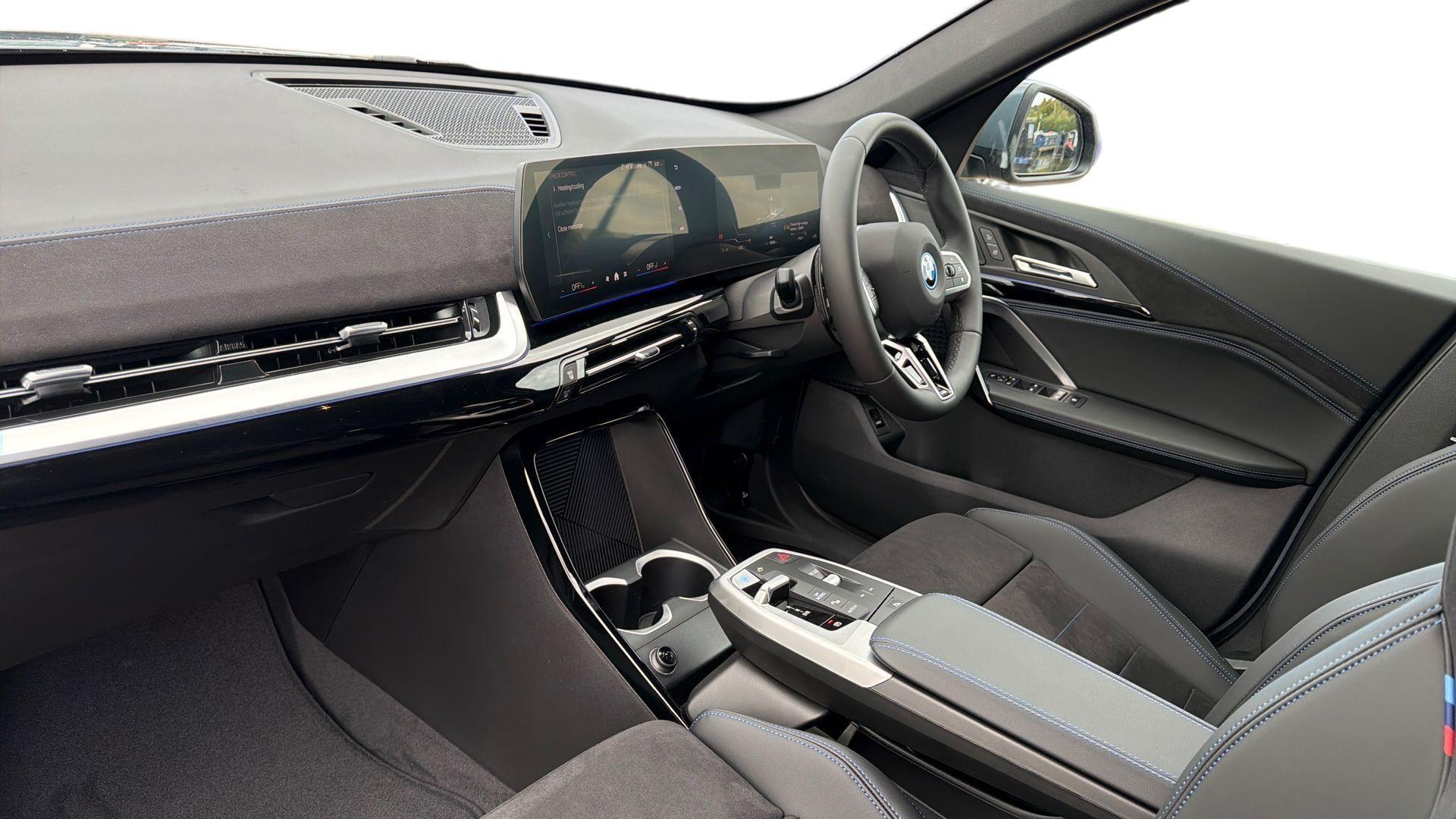 BMW Ix1 view 7