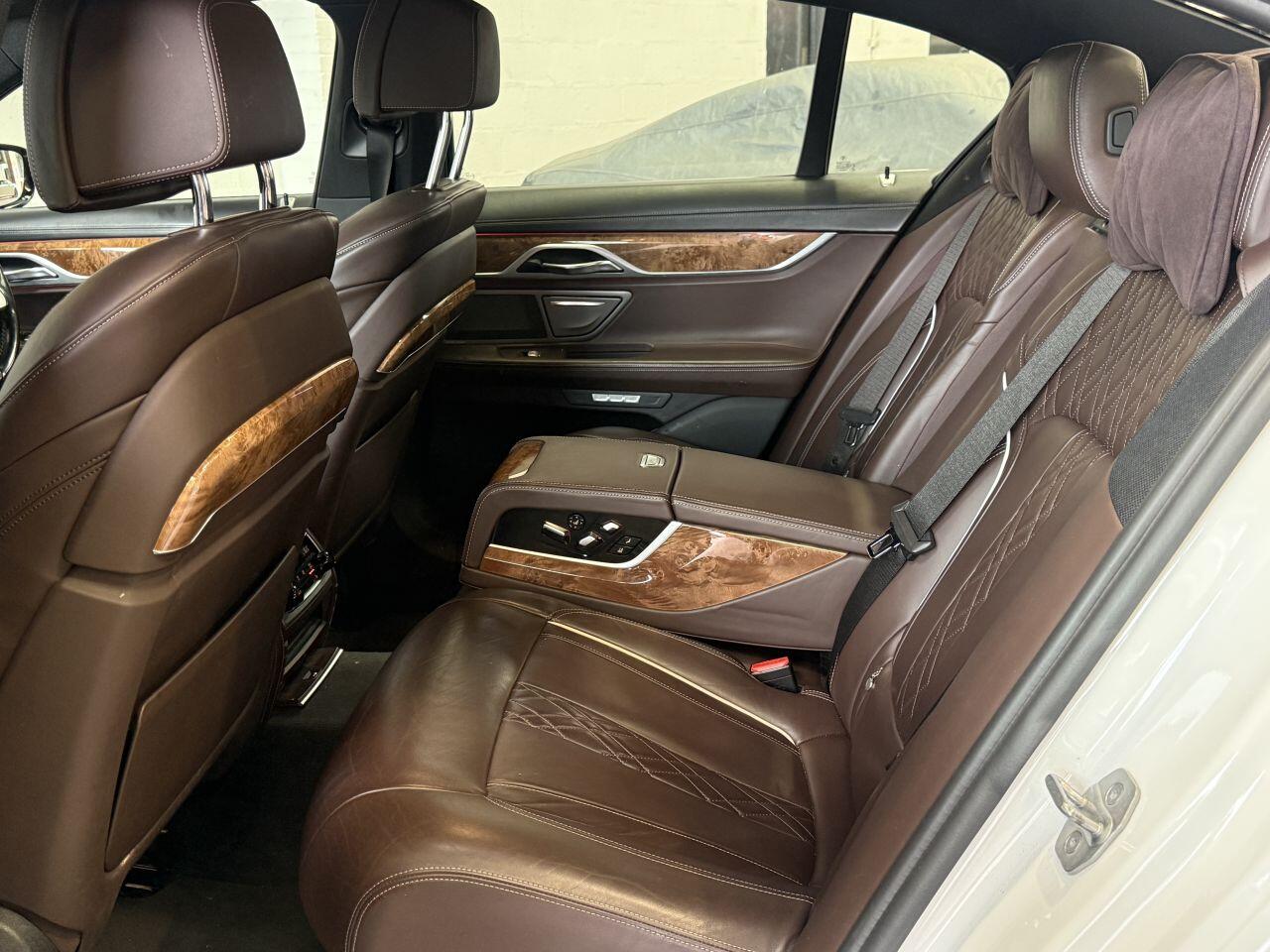 BMW 7 Series view 65