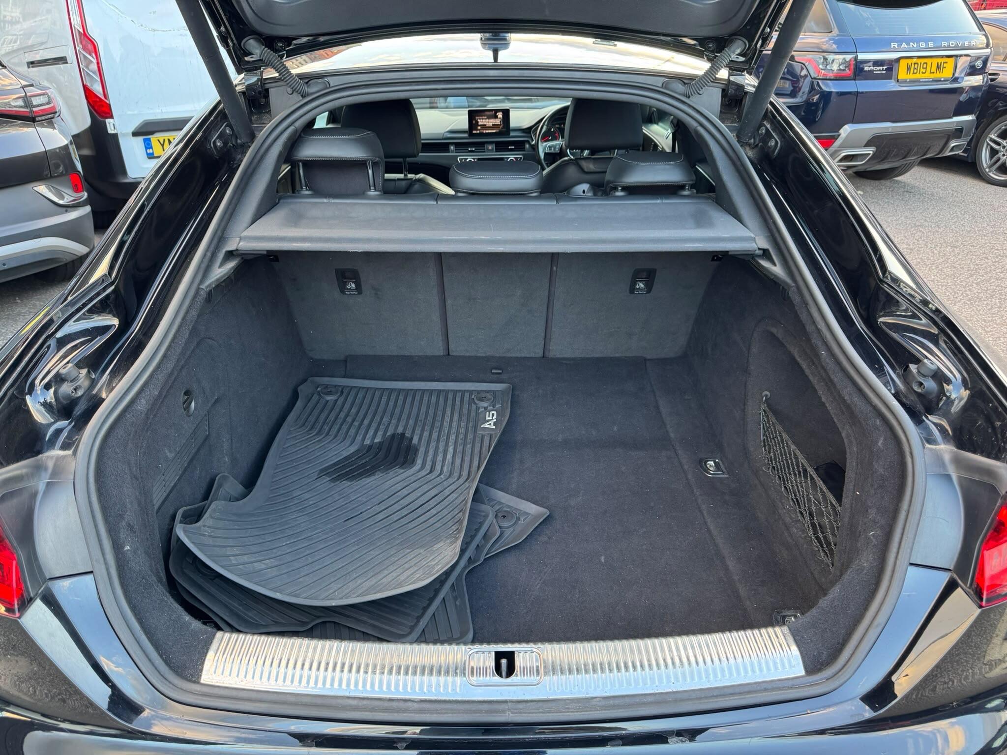 Audi A5 view 37
