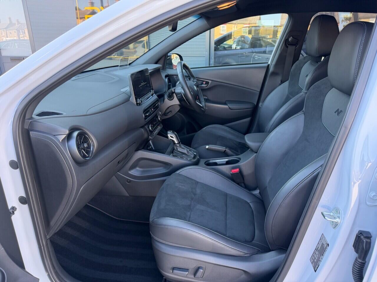 Hyundai Kona view 8