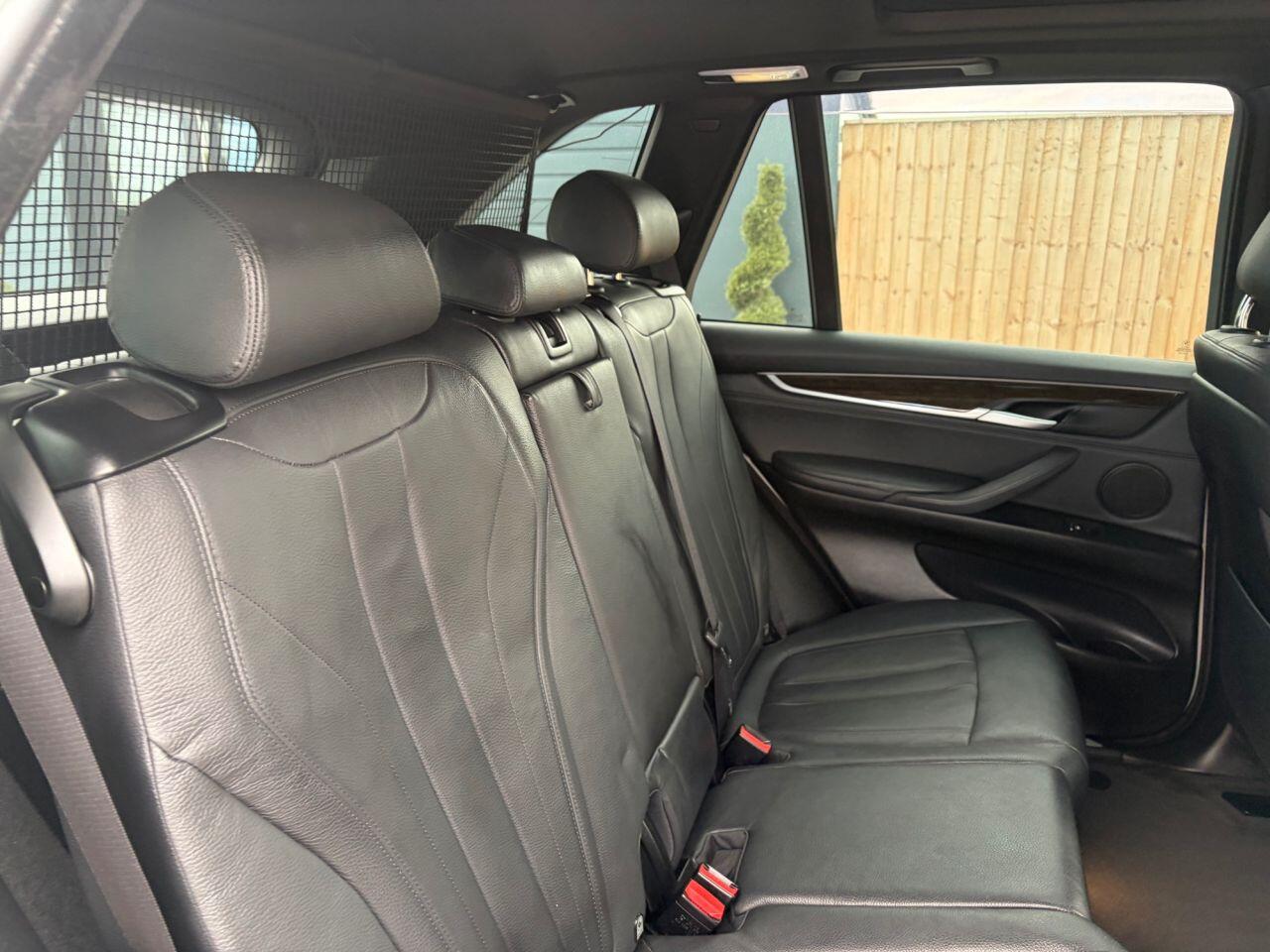 BMW X5 view 27