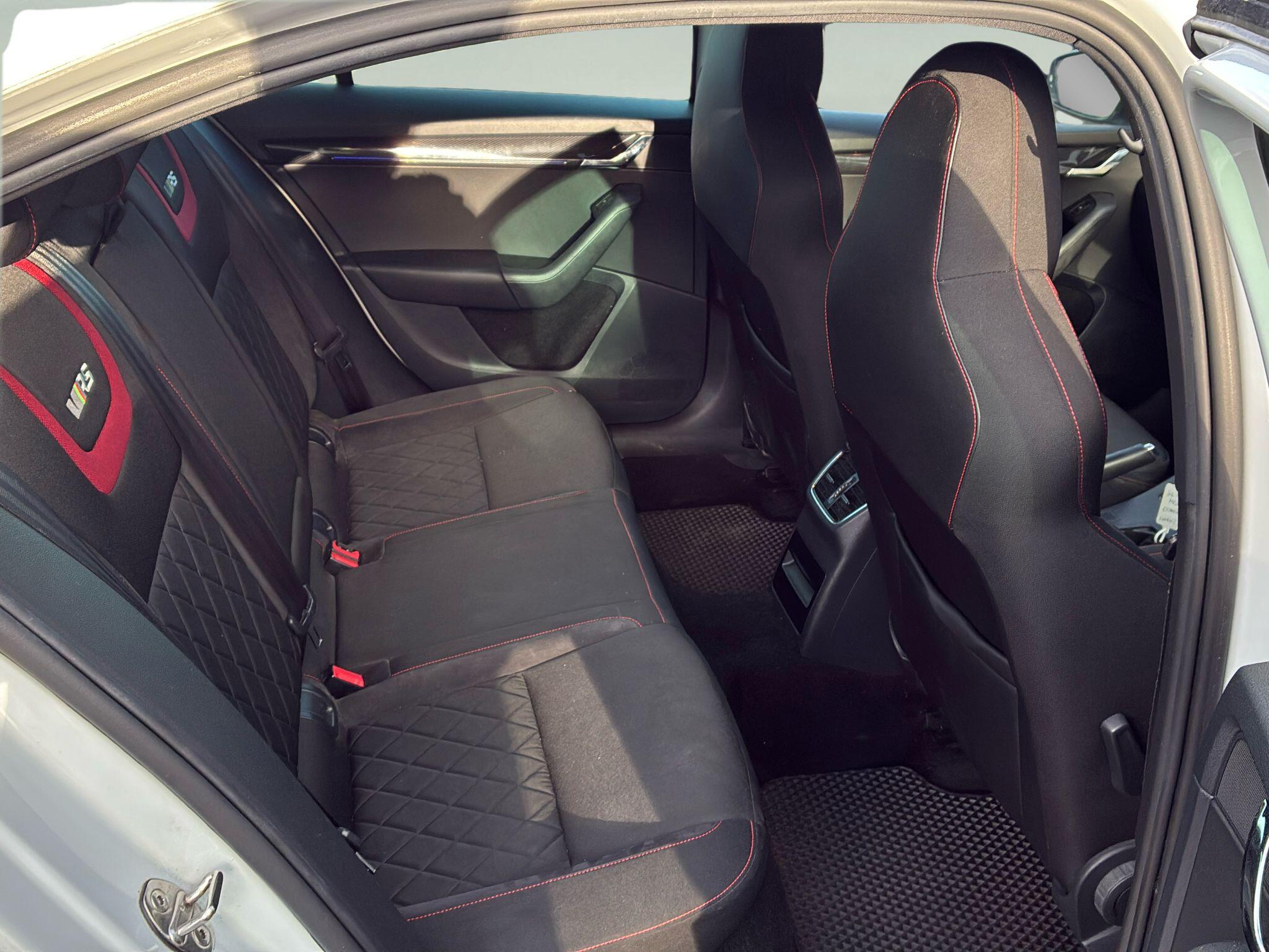 Skoda Octavia view 11