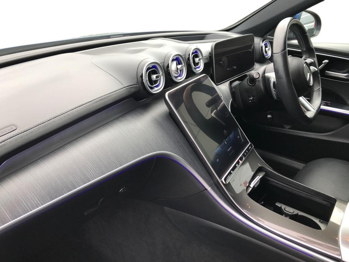 Mercedes-Benz C-Class view 5