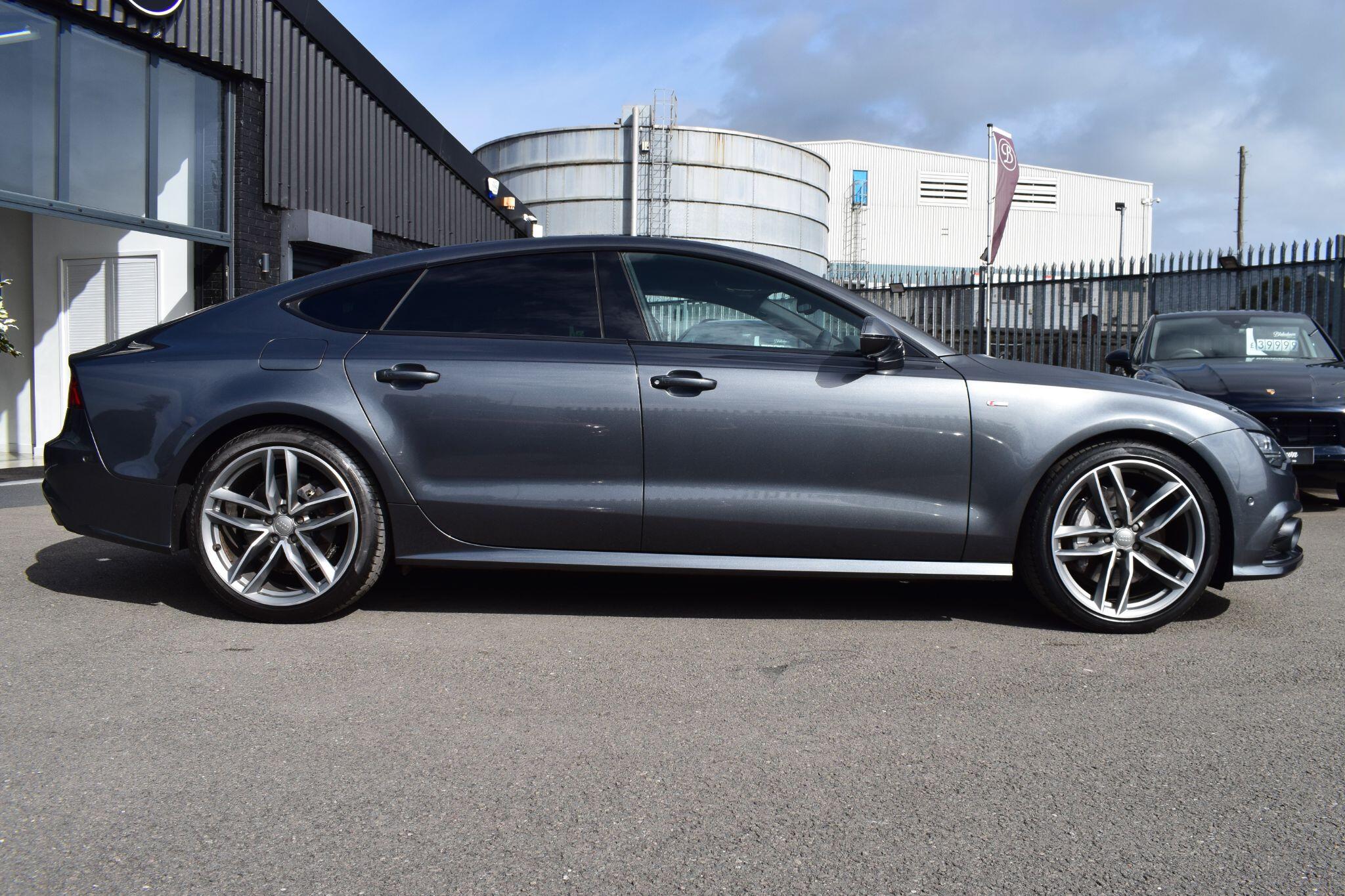 Audi A7 view 4