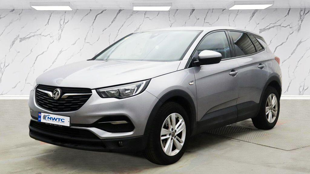 Vauxhall Grandland X view 5