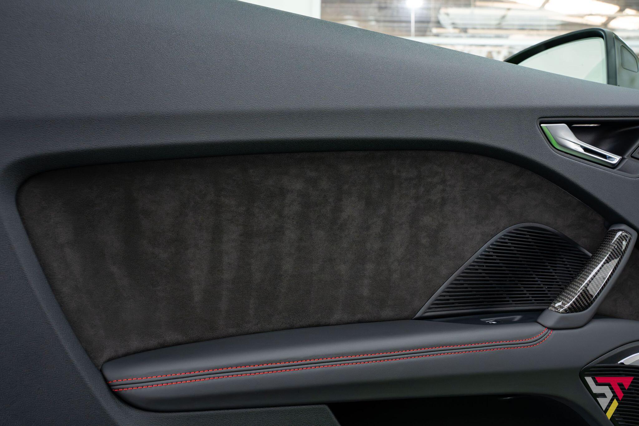 Audi TT RS view 48
