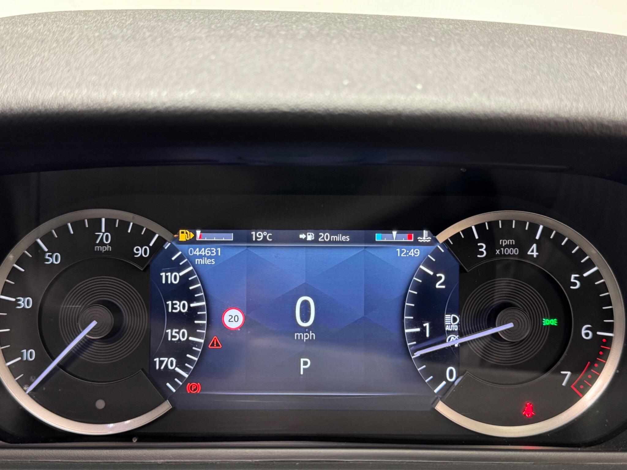 Land Rover Range Rover Velar view 26