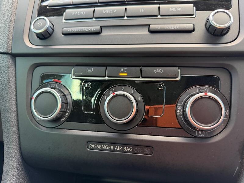 2009 Volkswagen Golf image 42