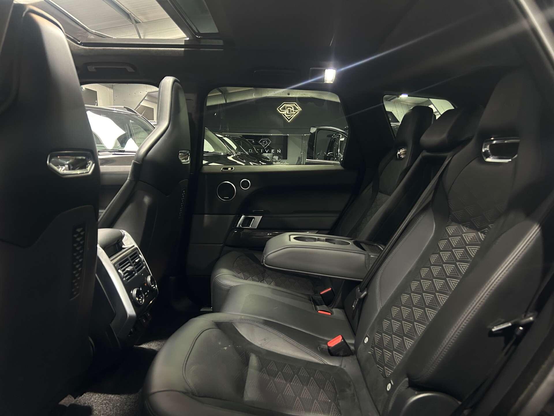 Land Rover Range Rover Sport view 32