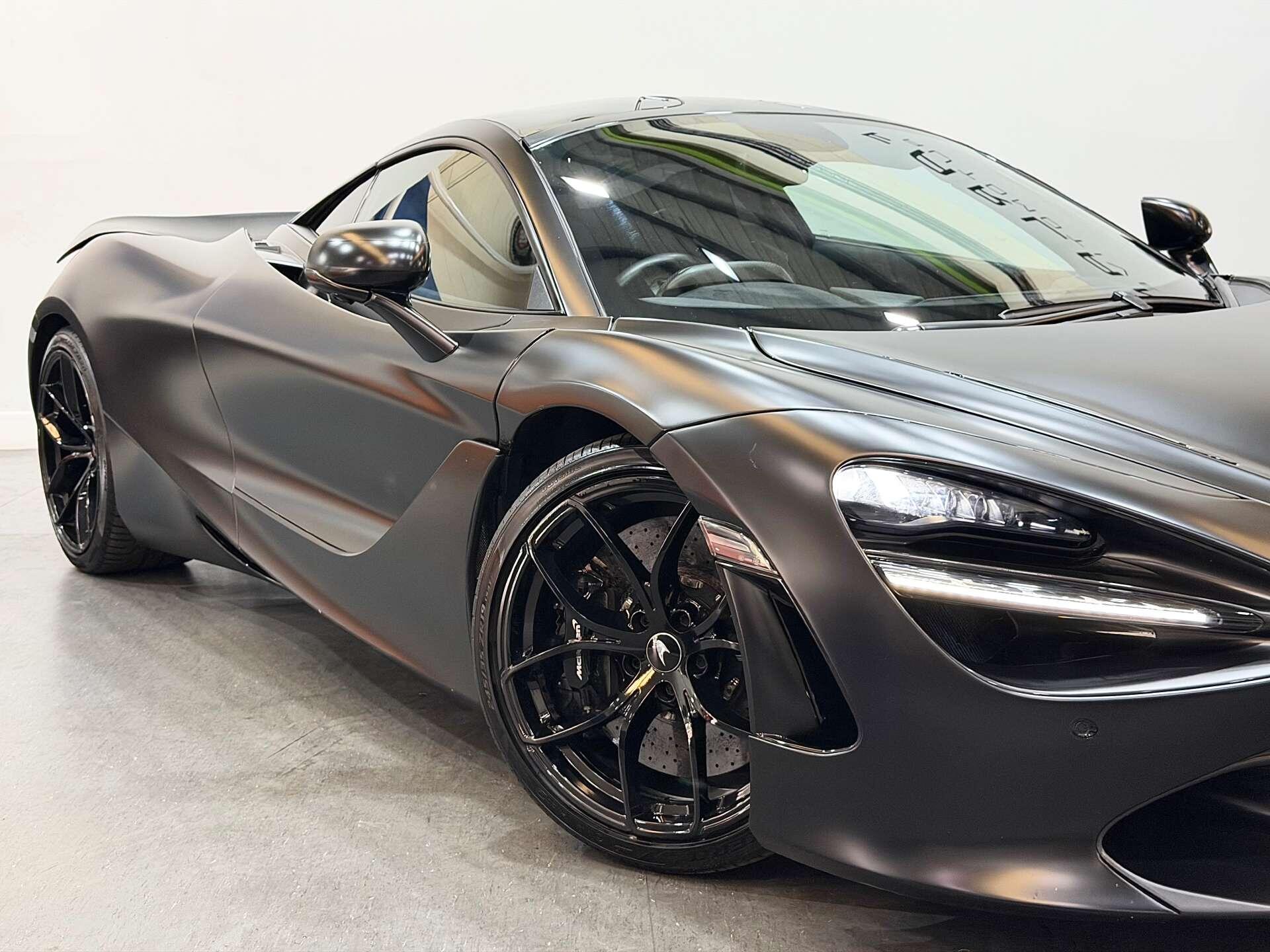 Mclaren 720s view 9