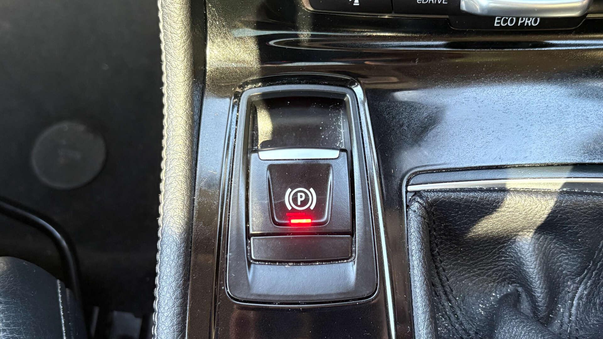 BMW 2 Series view 43
