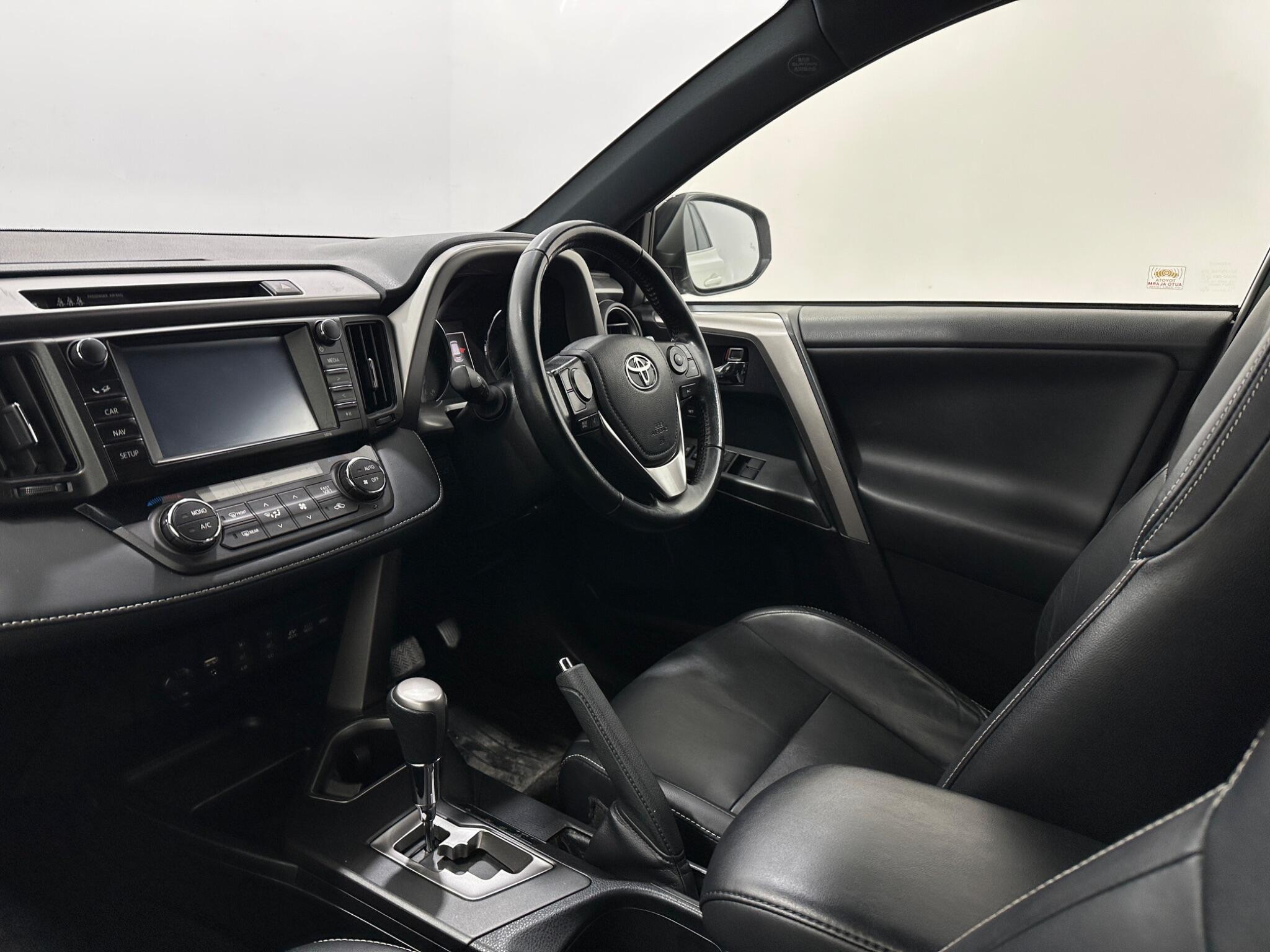 Toyota Rav4 view 30