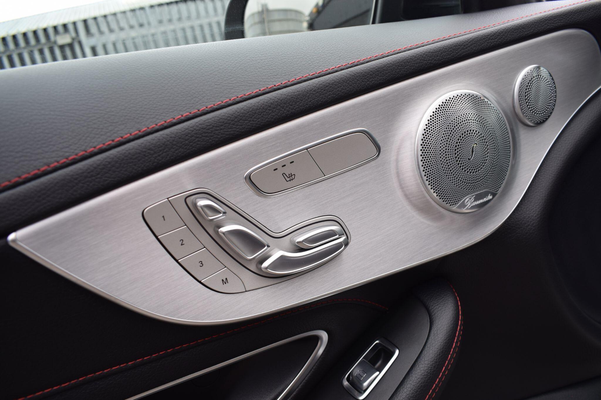 Mercedes-Benz C Class view 14