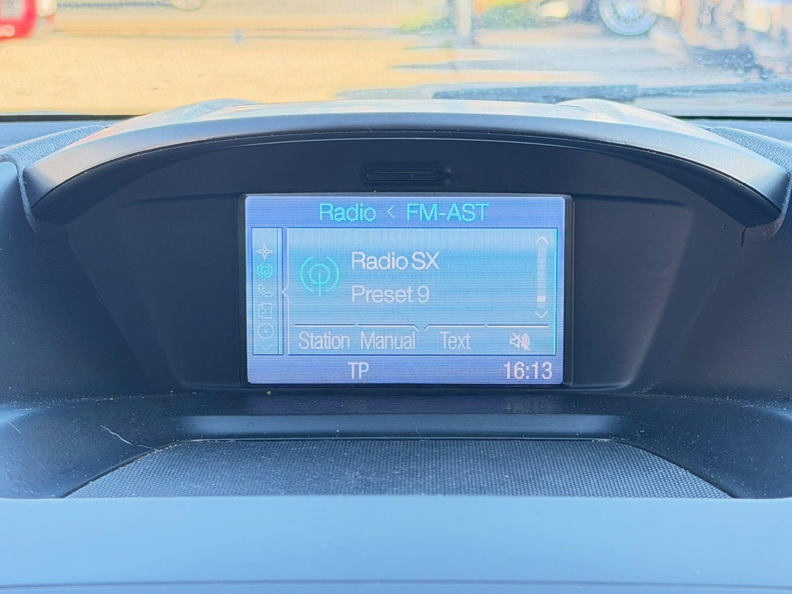 Ford Kuga view 28