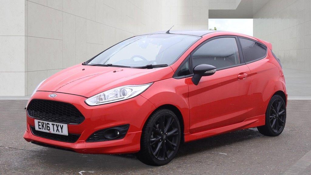 Ford Fiesta view 3