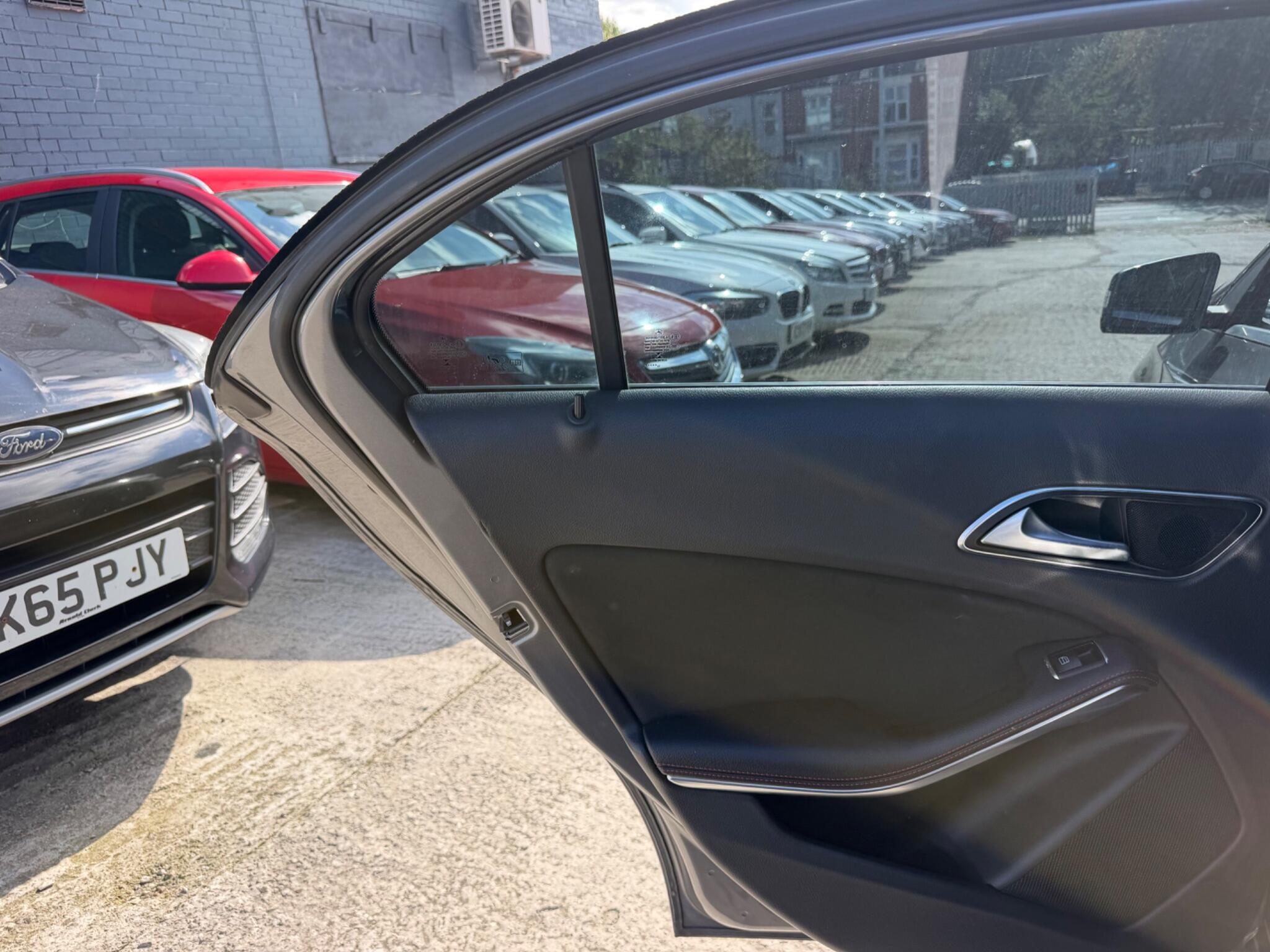 Mercedes-Benz A-Class view 24