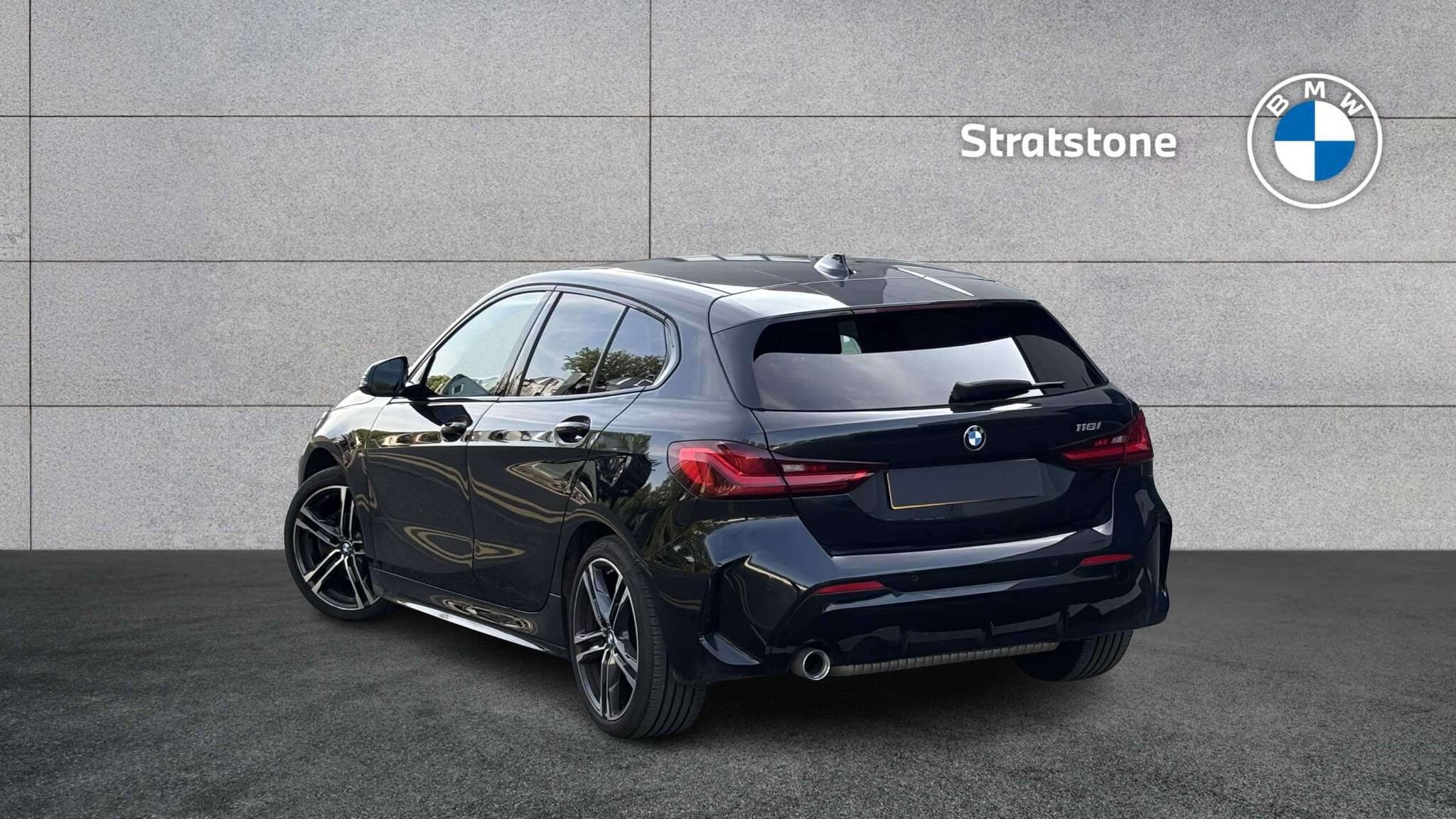 BMW 1 Series view 2