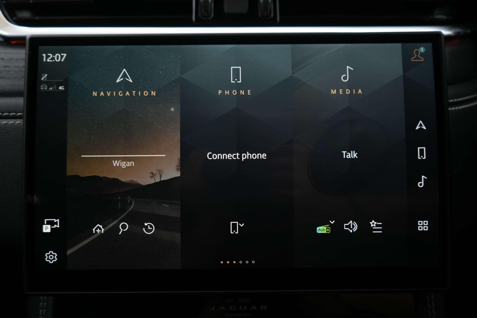 Jaguar F-Pace view 29