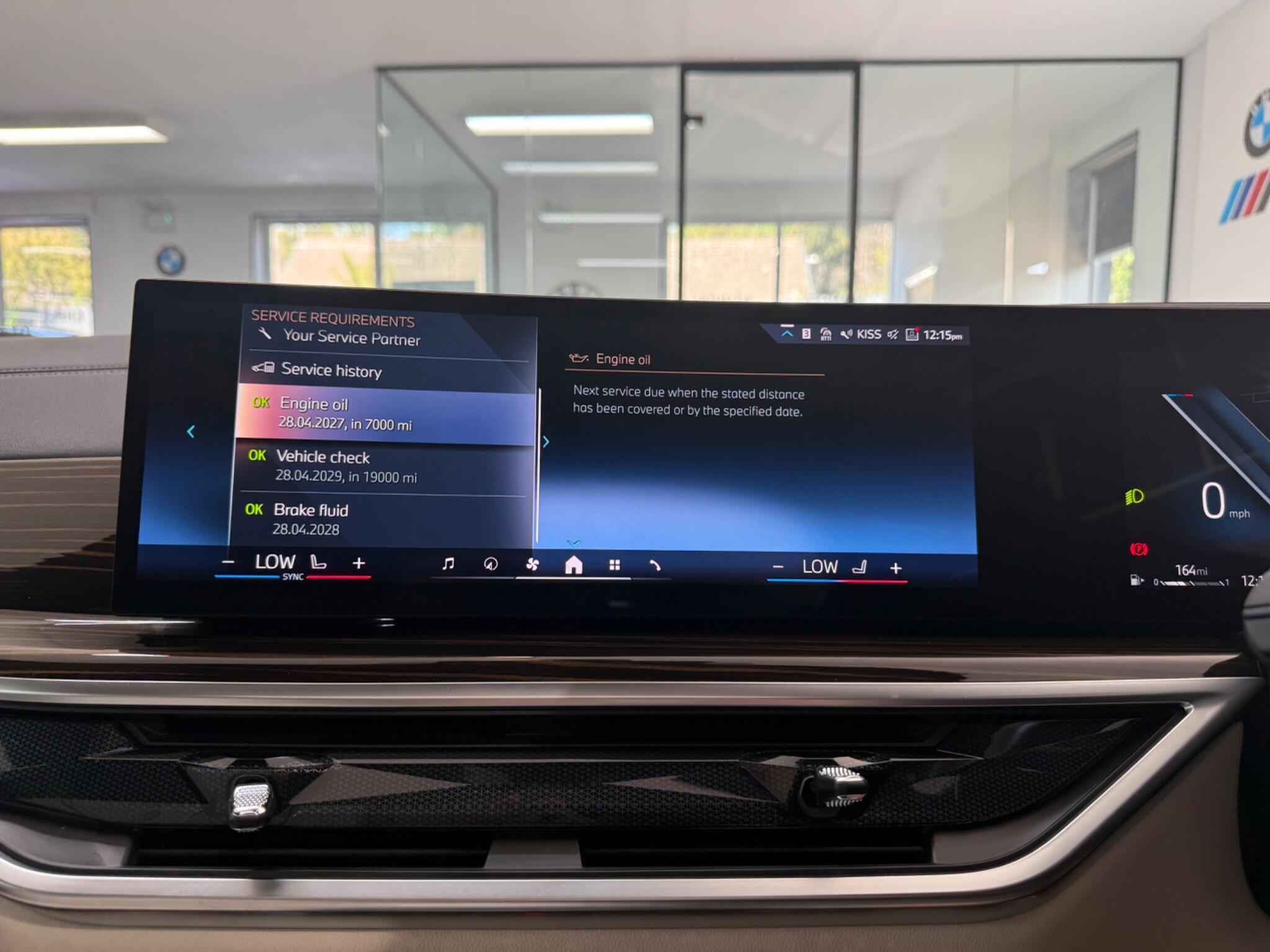 BMW X7 view 32